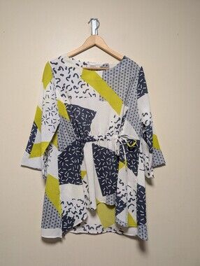 Moonlight USA Abstract Geometric Peplum Tunic Top Medium